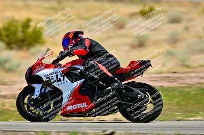 media/Apr-13-2025-TrackXperience (Sun) [[fb1ef998a6]]/Level 2 (Intermediate)/Turn 2 (Session 5)/